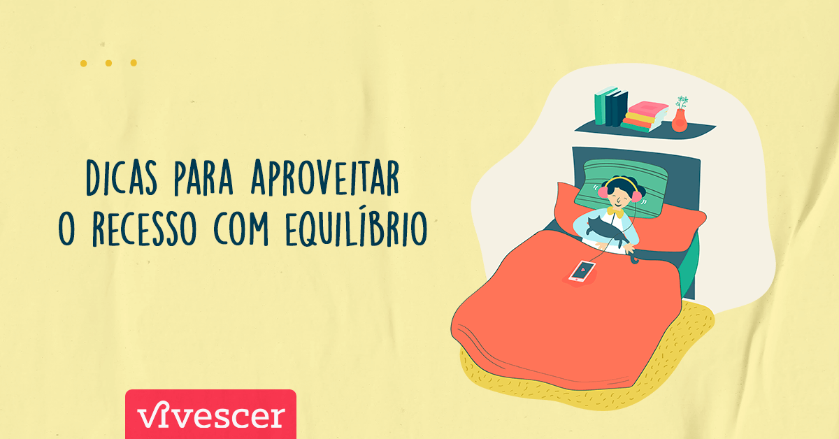 Professora (30 anos em média) deitada na cama abraçada com seu gato de estimação, de fones de ouvido ouvindo músicas do celular.